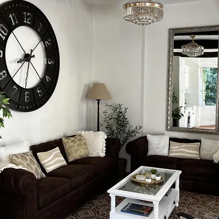 Apartmán Upscale Townhouse In Centre Pézenas