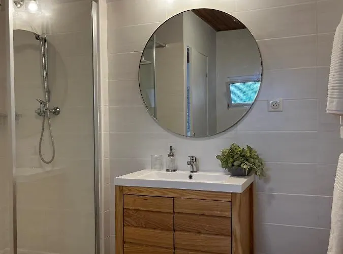 Upscale Townhouse In Centre * Pézenas